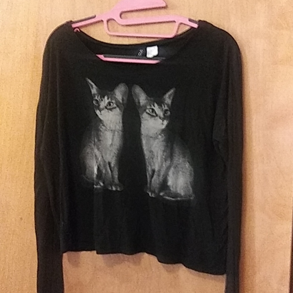 Long-sleeved pussycat T